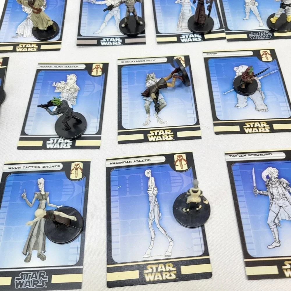 Star Wars Miniatures Lot 20 Figures w Cards Mixed Junk Golem Fringe Alien WOTC